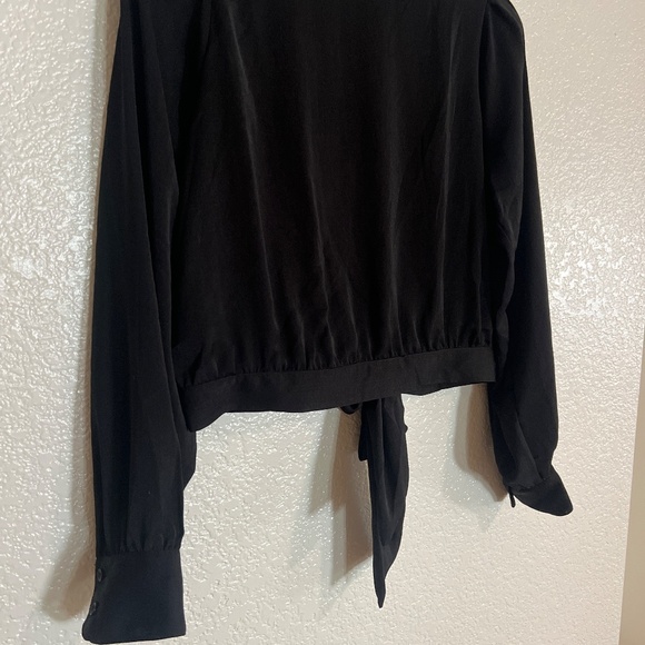 Banana Republic Factory Long Sleeve Cropped Open-Back Blouse - Picture 8 of 15